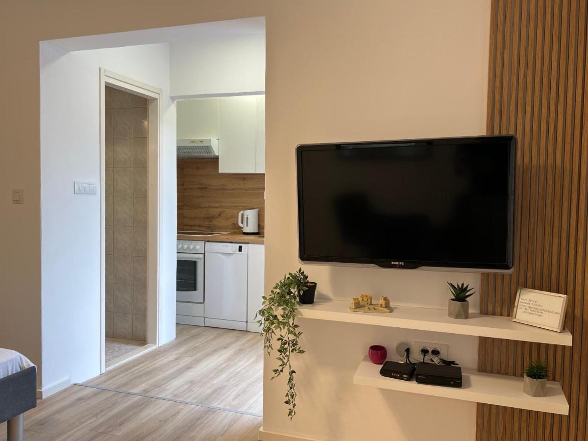 Apartmani Ivelic Supetar Εξωτερικό φωτογραφία