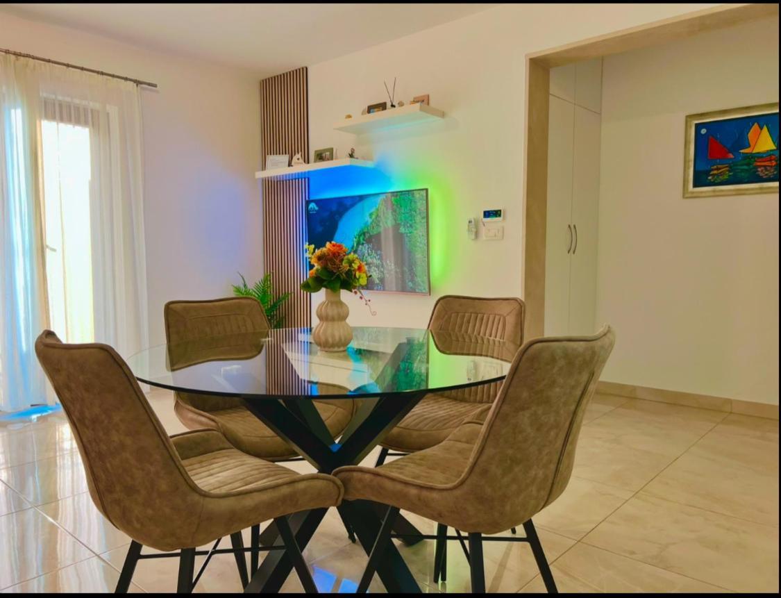 Apartmani Ivelic Supetar Εξωτερικό φωτογραφία