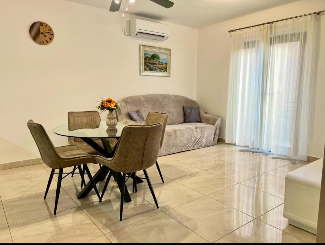 Apartmani Ivelic Supetar Εξωτερικό φωτογραφία